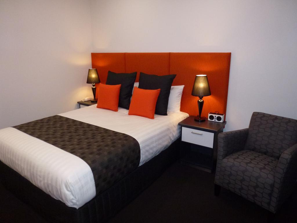 Tower Motor Inn Mount Gambier Room photo
