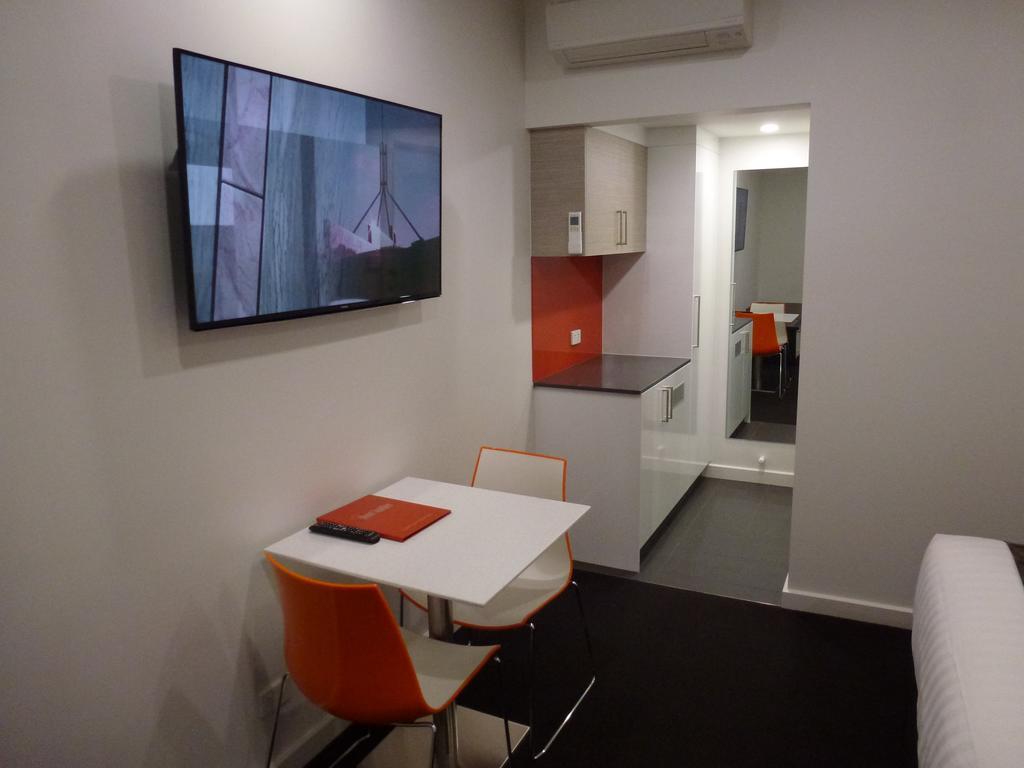 Tower Motor Inn Mount Gambier Room photo